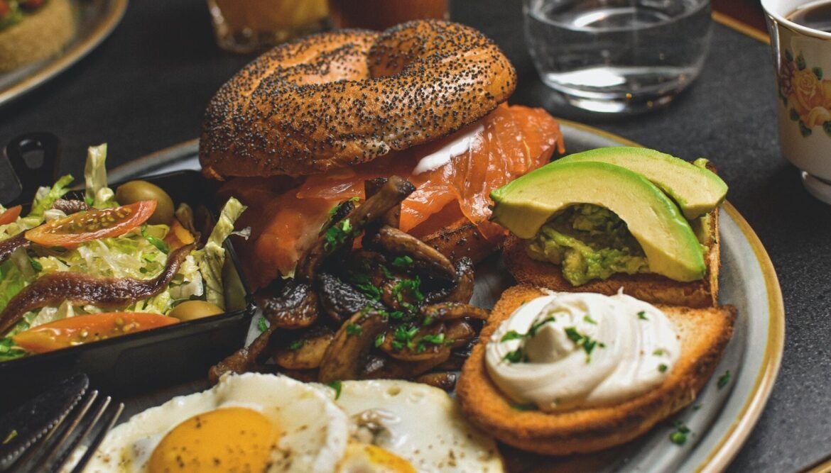 What Time Is Brunch? A Complete Guide to Brunch Hours and Traditions